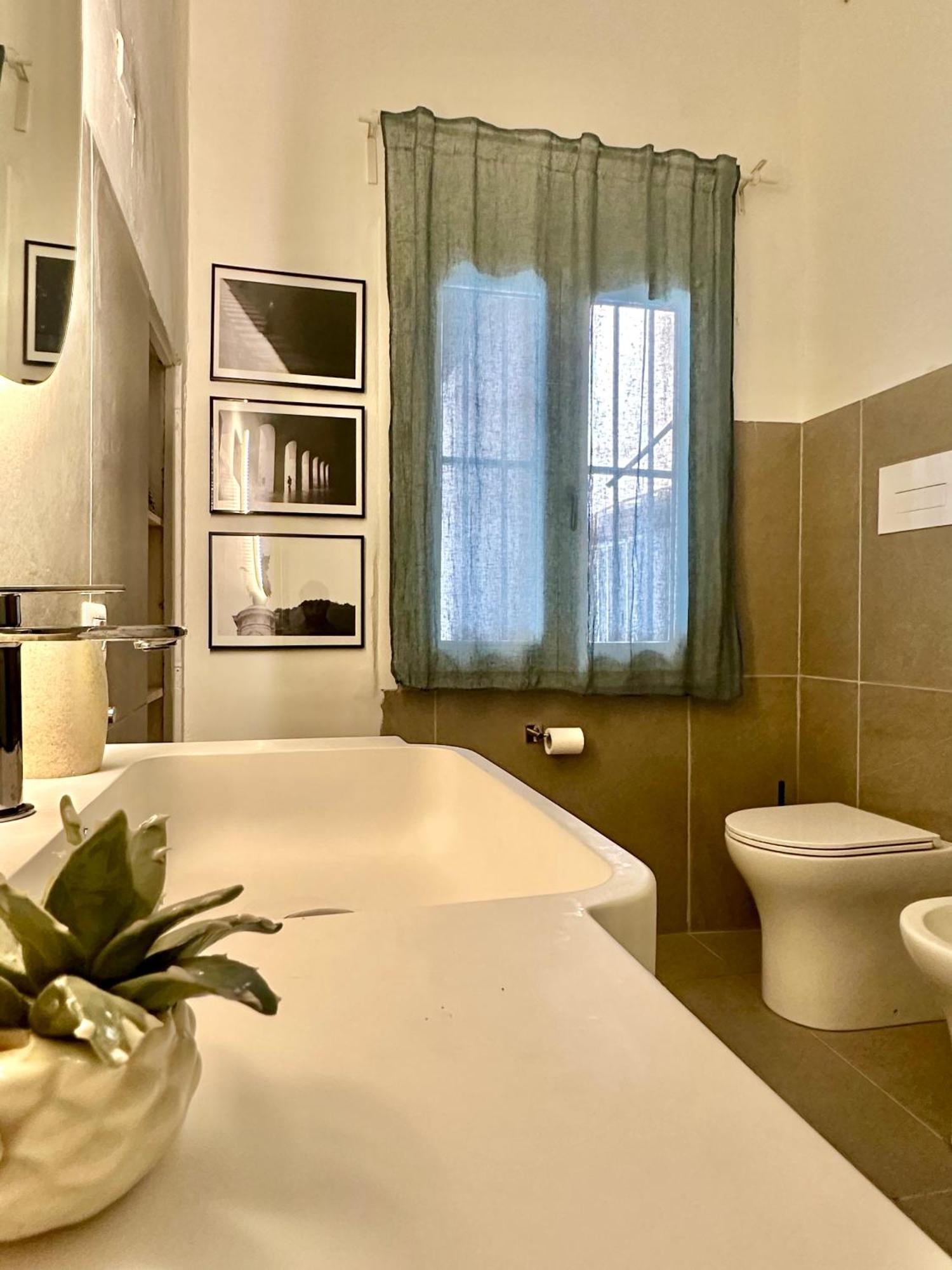 Qasr Home Beautiful Apartment In باليرمو المظهر الخارجي الصورة
