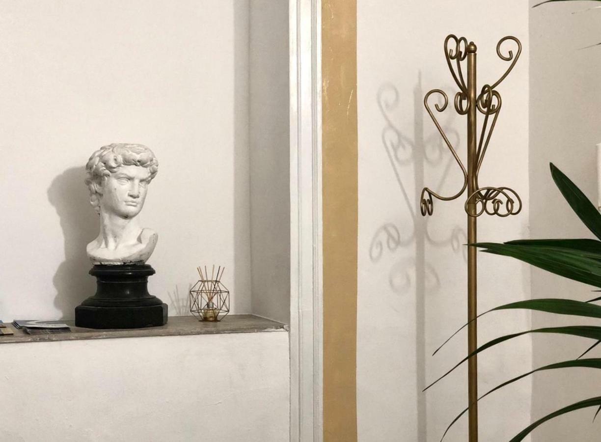 Qasr Home Beautiful Apartment In باليرمو المظهر الخارجي الصورة