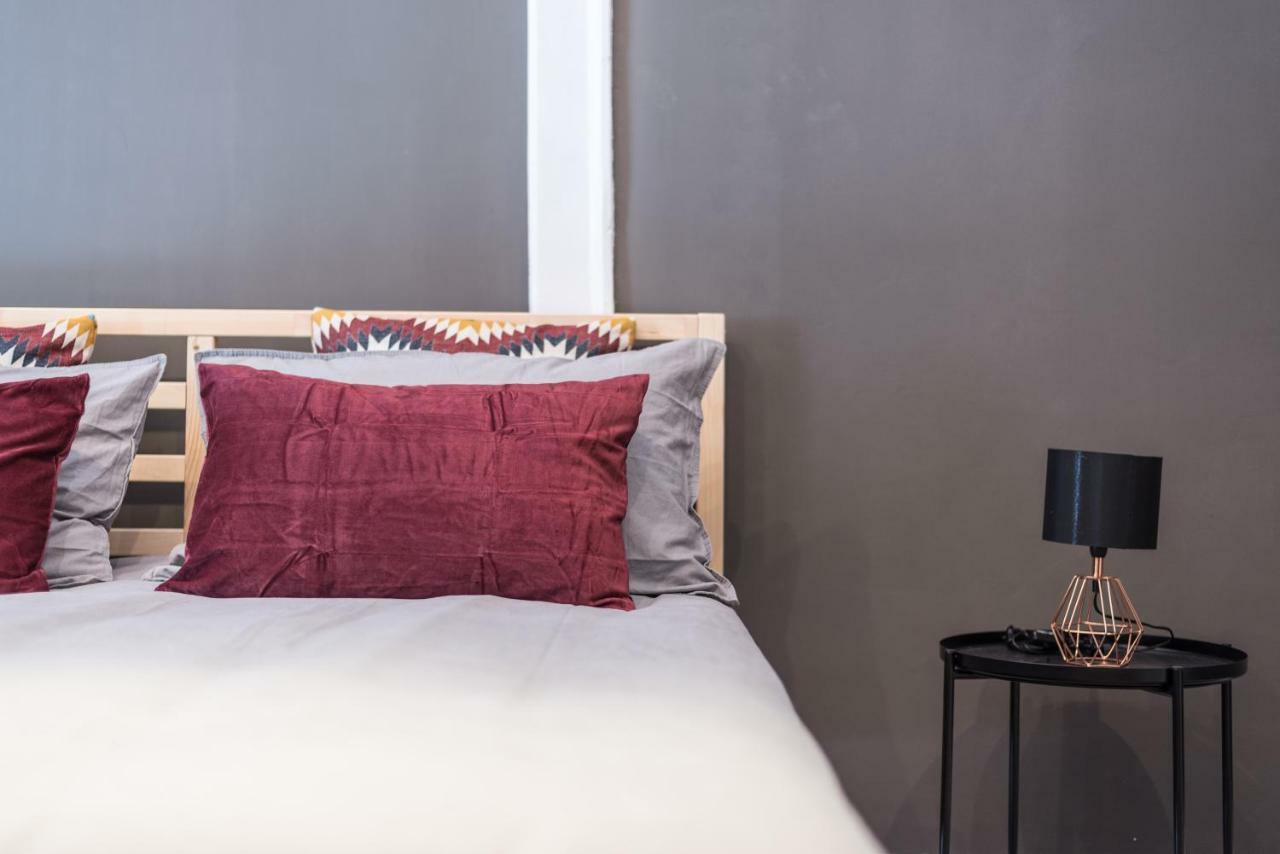 Qasr Home Beautiful Apartment In باليرمو المظهر الخارجي الصورة