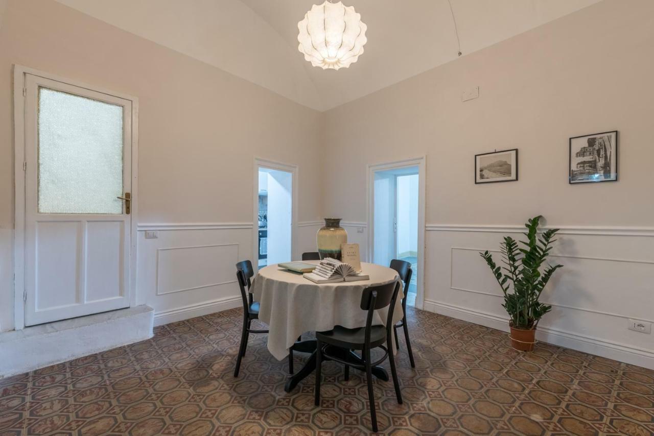 Qasr Home Beautiful Apartment In باليرمو المظهر الخارجي الصورة
